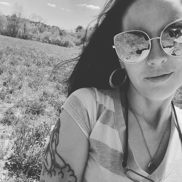 Meet your Posher, Kate - Picture 1 of 1